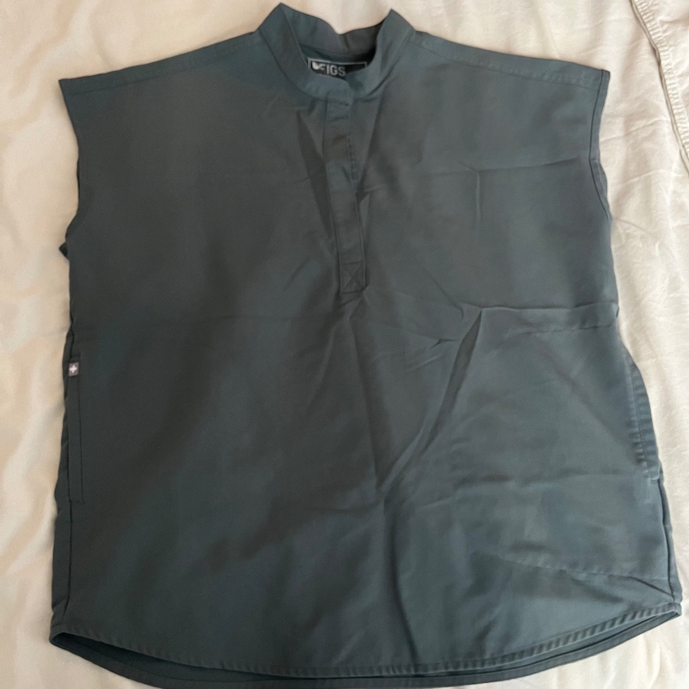 FIGS Rafaela Oversized Scrub Top in Bonsai